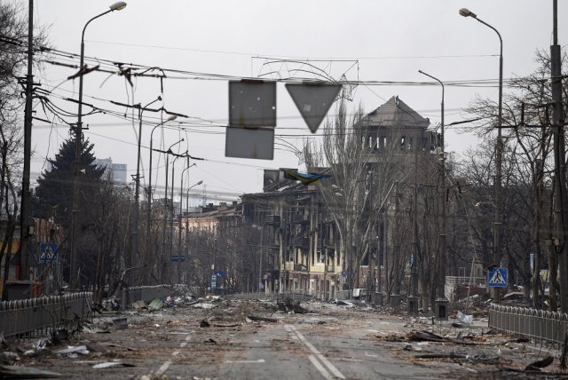 Zelenskyy: "More than 3,000 people evacuated from Mariupol - Situation in eastern Ukraine is extremely difficult"