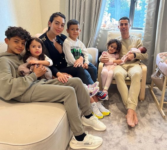 Cristiano Ronaldo shared the first photo with his newborn daughter after the death of his son