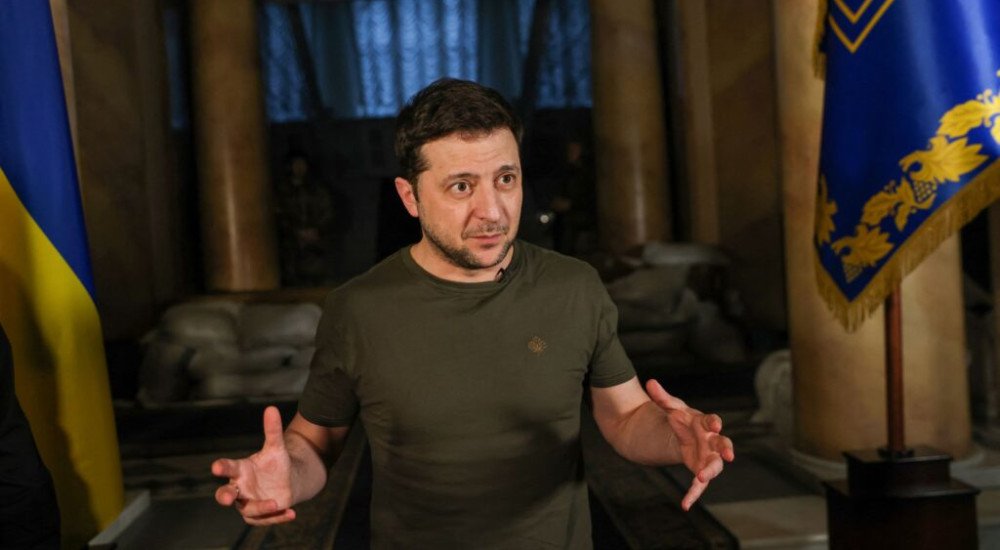 Zelenskyy: "Mariupol is a Russian concentration camp among the ruins"