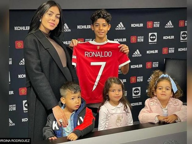 After each ice cream they have to practice - 6 more strict rules that Ronaldo's children must respect