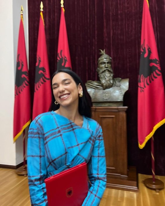 Dua Lipa received Albanian citizenship from President Bajram Begaj and shared photos