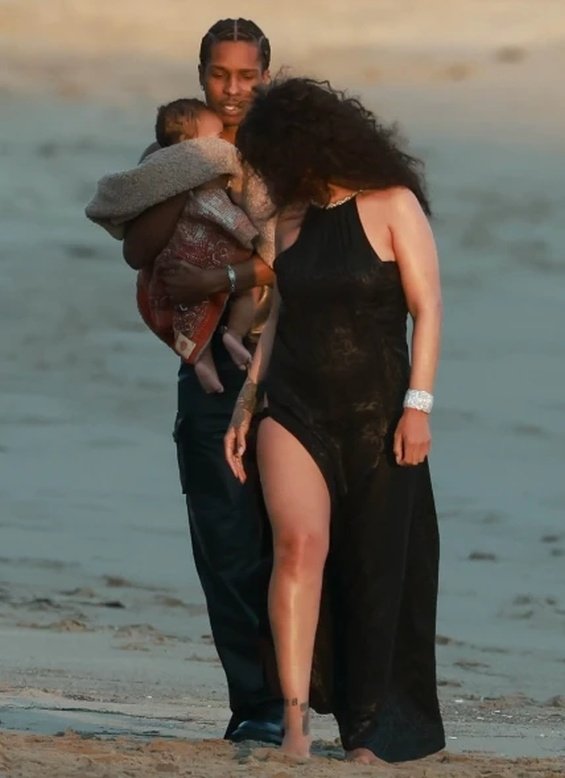 PHOTO: Rihanna and ASAP Rocky photographed for the first time with their son on the beach