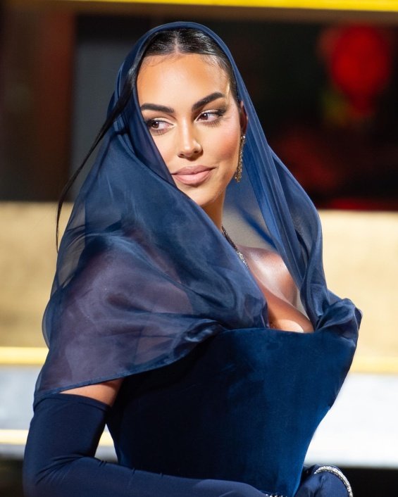 Georgina Rodriguez with a headscarf at a ceremony in Saudi Arabia