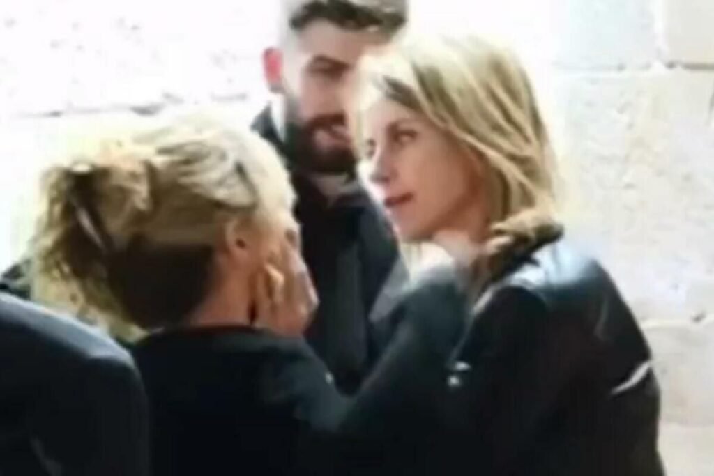 Revealed why Pique's mother bullied Shakira in public - Now everyone is on the singer's side