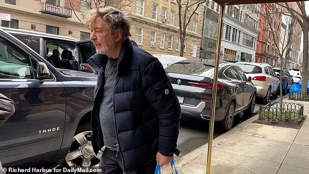 Alec Baldwin in a bad edition photographed 2 days before his murder trial