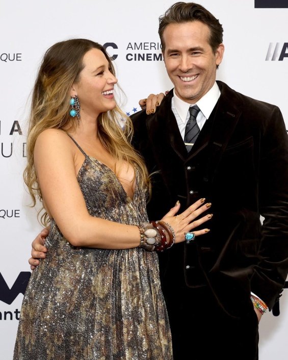 Blake Lively gave birth - They had their fourth child with Ryan Reynolds