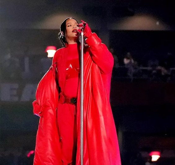 Rihanna reveals she's pregnant with a second child by showing pregnant belly at Super Bowl performance