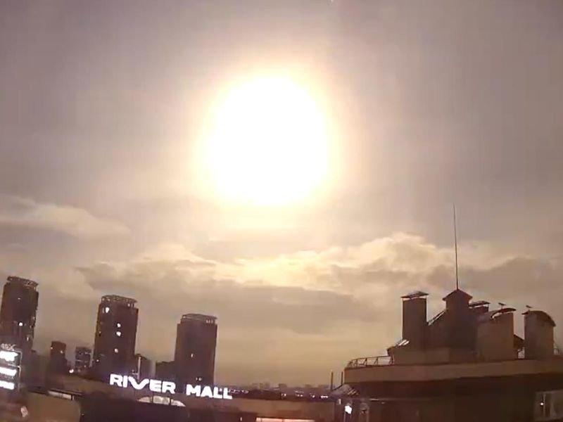 A mysterious flash lit up the sky over Kyiv