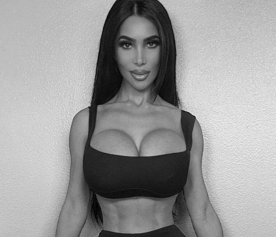 The girl who spent thousands of dollars to look like Kim Kardashian died of a heart attack after plastic surgery