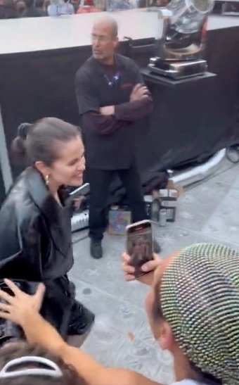 Selena Gomez Yells at Security Guard During Beyoncé's 'Renaissance' Tour (Fans Speechless)