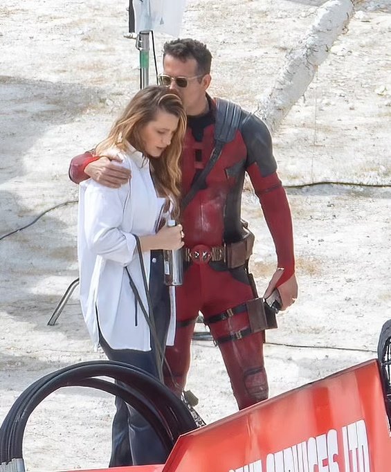 Ryan Reynolds Kisses Blake Lively On The Set Of 'Deadpool 3'