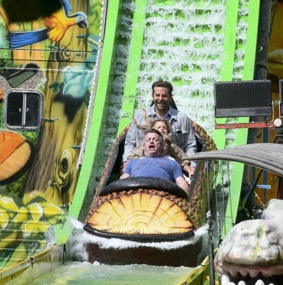 Bradley Cooper With The Adorable Lea In An Amusement Park In Paris