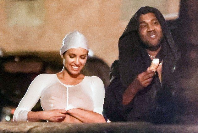 Kanye West's Wife Walks Almost Naked In Italy - Locals Are Furious And Threaten Jail