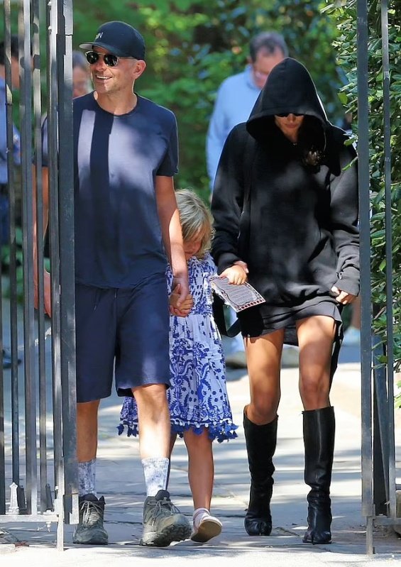 Irina Shayk And Bradley Cooper Sent Their Daughter Lea To The First Day Of School Together