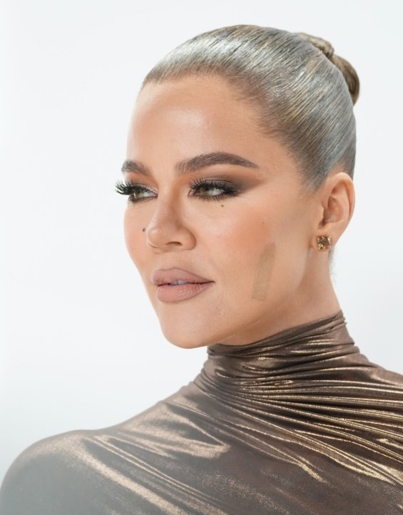 Khloe Kardashian Shows Off Scars From Skin Cancer Removal