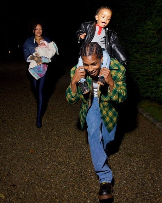 Rihanna And ASAP Rocky Showed Off Newborn Son In An Irresistible Family Photoshoot (See All Photos)