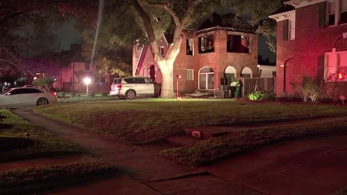 Beyonce's Childhood Home In Houston Catches Fire On Christmas