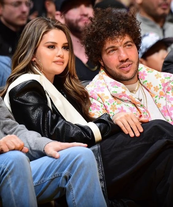 Selena Gomez And Benny Blanco Spotted At Lakers Game