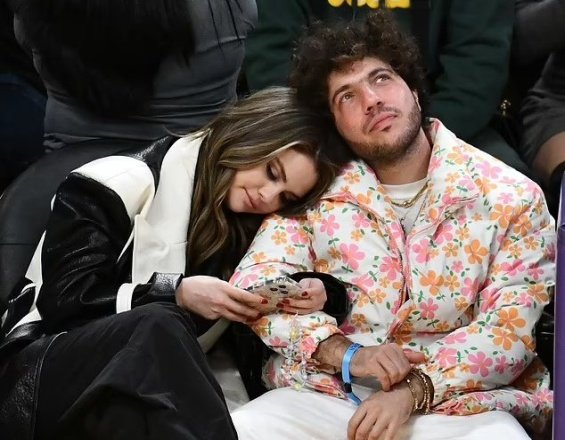 Selena Gomez And Benny Blanco Spotted At Lakers Game