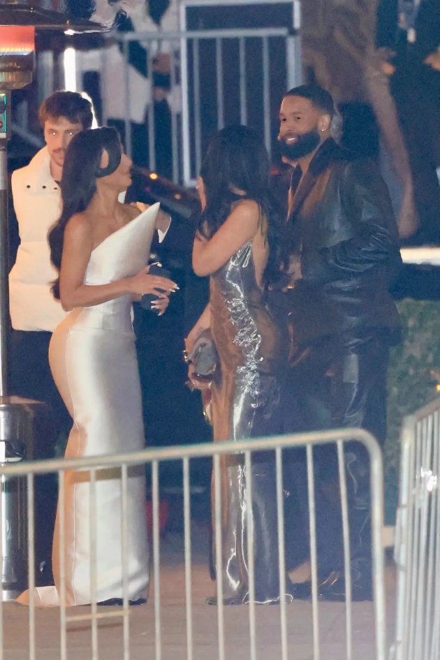 First Photos Of Kim Kardashian With Her New Boyfriend