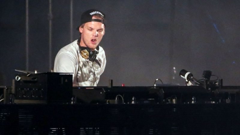 Swedish Electronic DJ Avicii Died At 28 | Online Magazine News